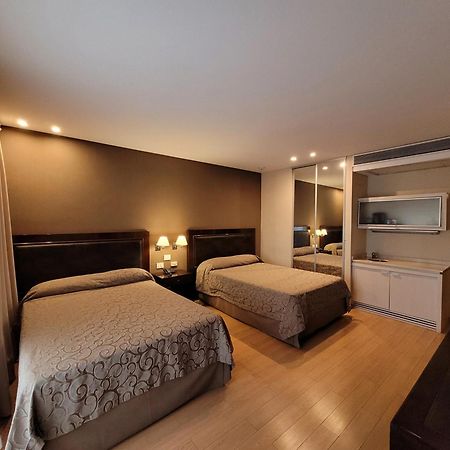 Hotel Plaza โกลอน ภายนอก รูปภาพ