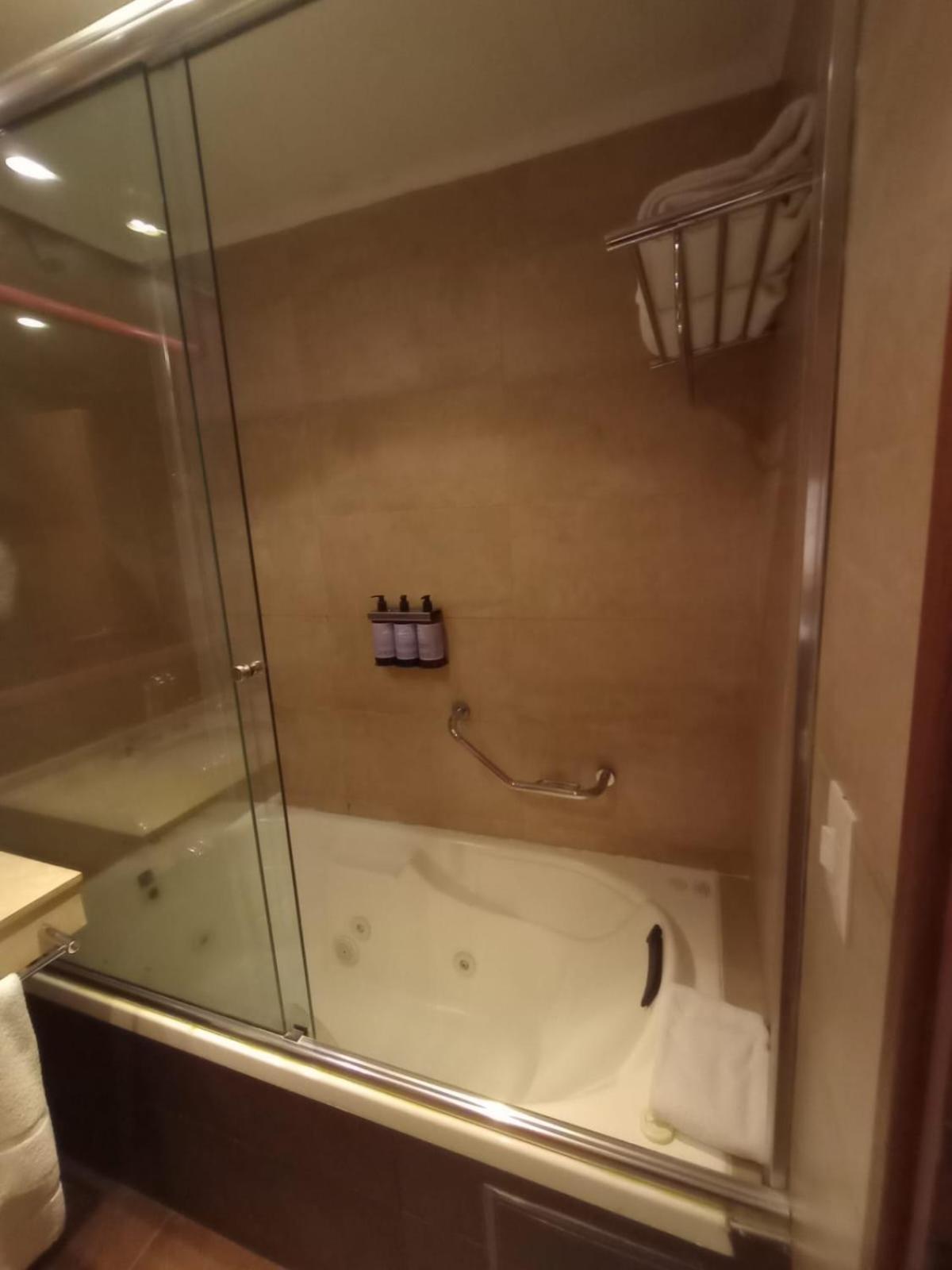 Hotel Plaza โกลอน ภายนอก รูปภาพ