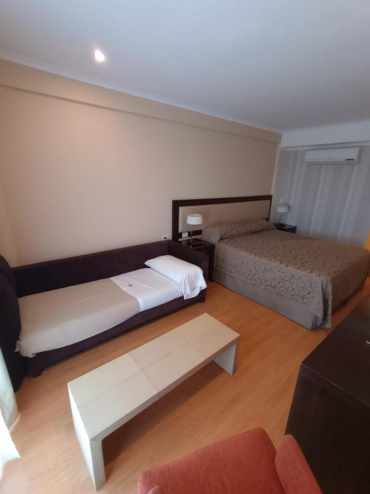 Hotel Plaza โกลอน ห้อง รูปภาพ