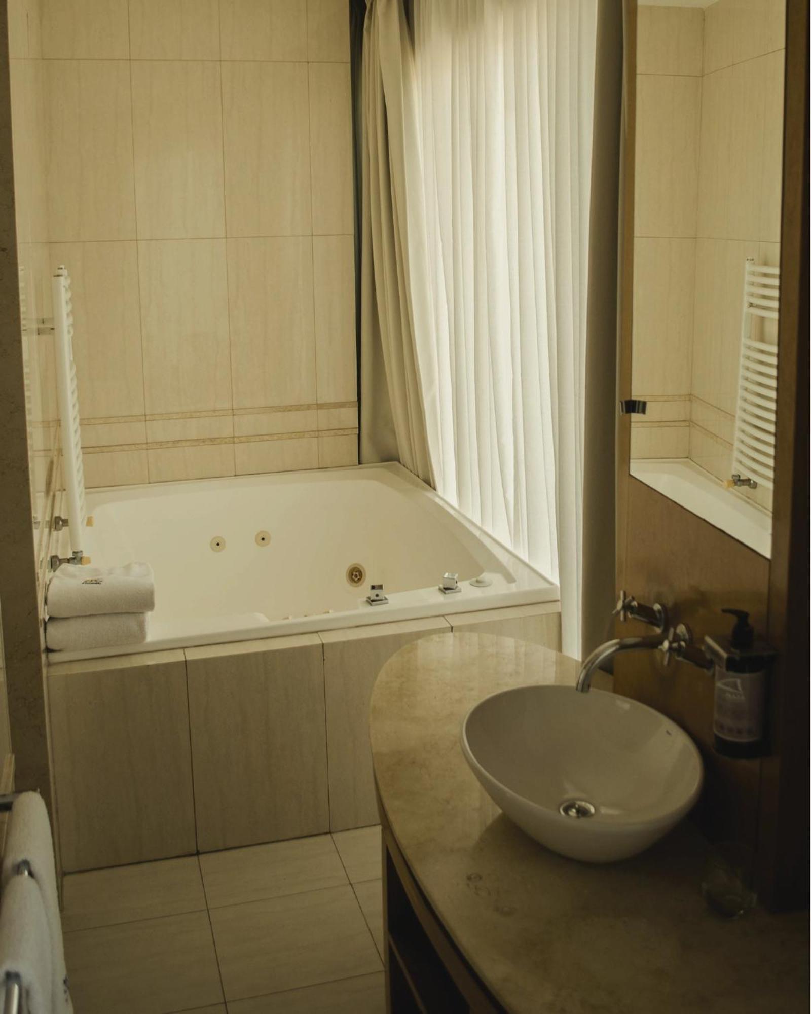 Hotel Plaza โกลอน ห้อง รูปภาพ