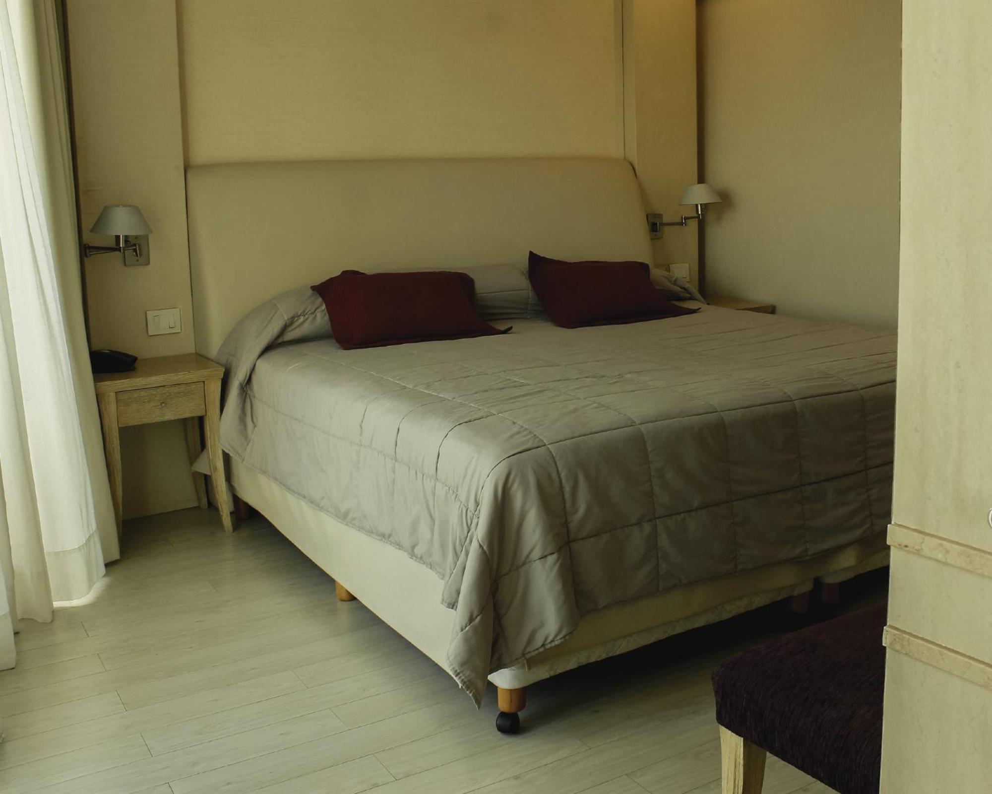 Hotel Plaza โกลอน ห้อง รูปภาพ